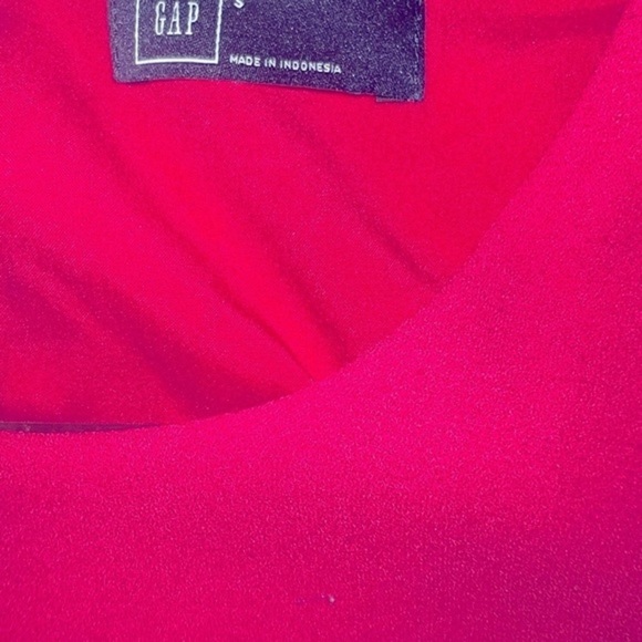 GAP - Picture 7 of 7